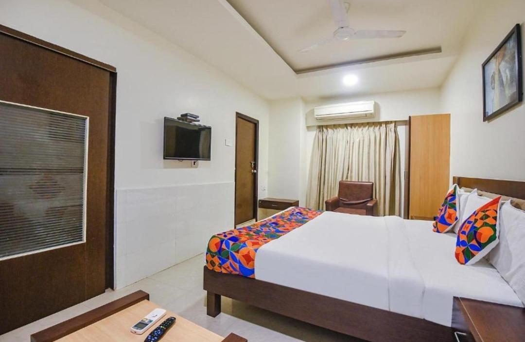 Hotel Leela Grand Inn Vijayawāda Eksteriør bilde