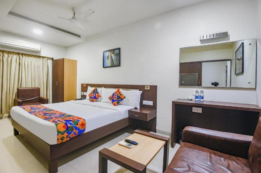 Hotel Leela Grand Inn Vijayawāda Eksteriør bilde
